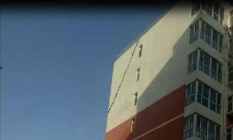 济南楼顶爆料案件最新,惊曝高空惊魂,真相即将揭晓 第3张 济南楼顶爆料案件最新,惊曝高空惊魂,真相即将揭晓 第3张