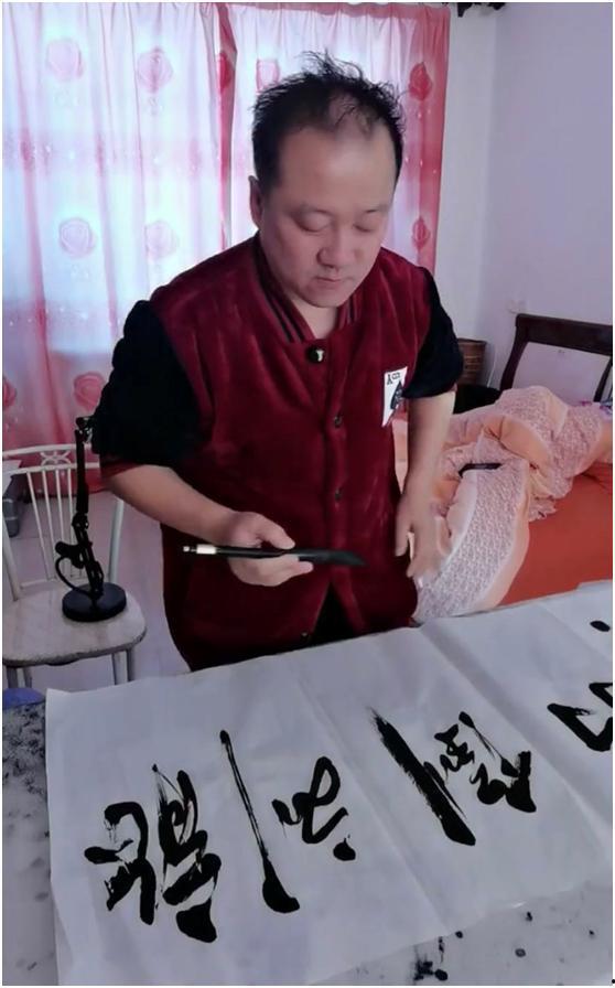 拍卖会爆料小品视频 第2张 拍卖会爆料小品视频 第2张