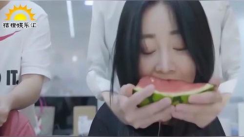 吃瓜娱乐小姐姐是谁啊,网络红人的崛起之路 第2张 吃瓜娱乐小姐姐是谁啊,网络红人的崛起之路 第2张